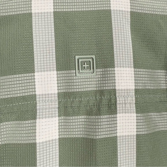 5.11 Tactical Button Up Mens Large Short Sleeve Green Plaid Top Collared Shirt - Picture 5 of 8